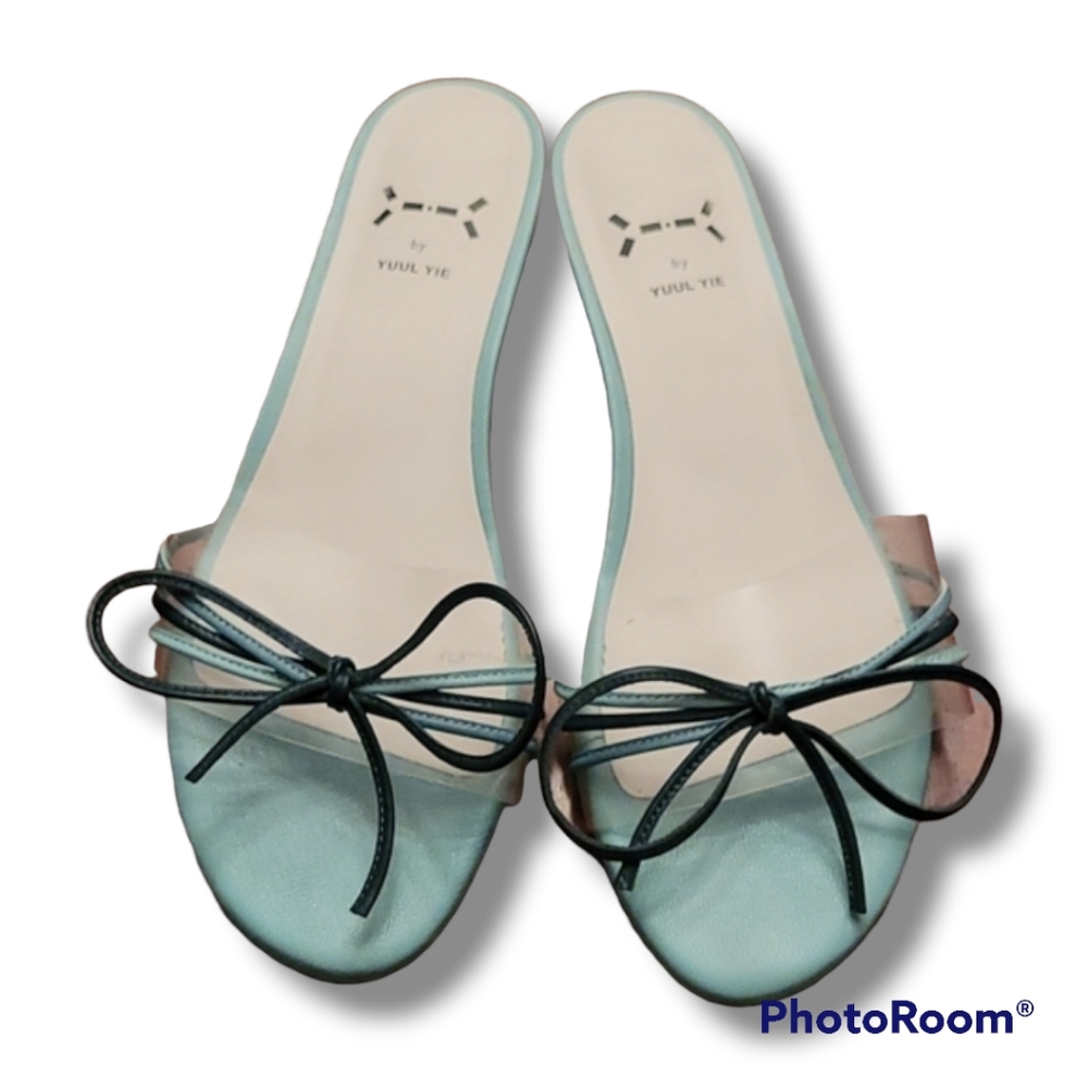 Yuul Yie Square Heel PVC Leather Bow Sandals
